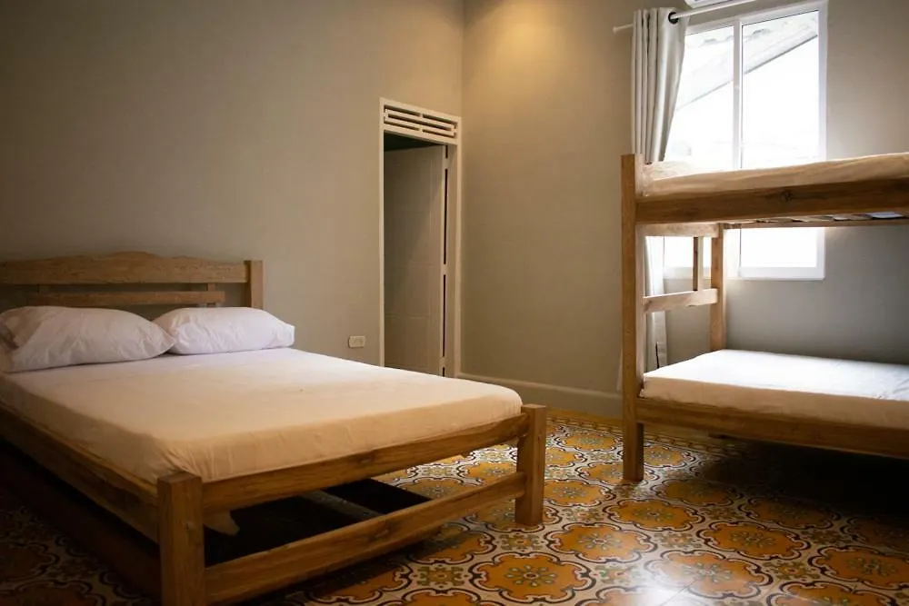 Tortugas B&B Cartagena 2*,
