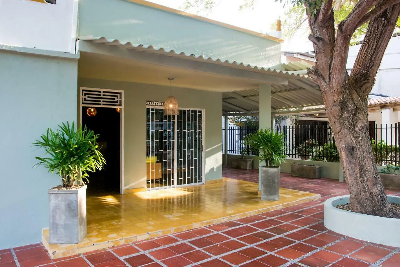 ** Oda ve Kahvaltı Tortugas B&B Cartagena Kolombiya